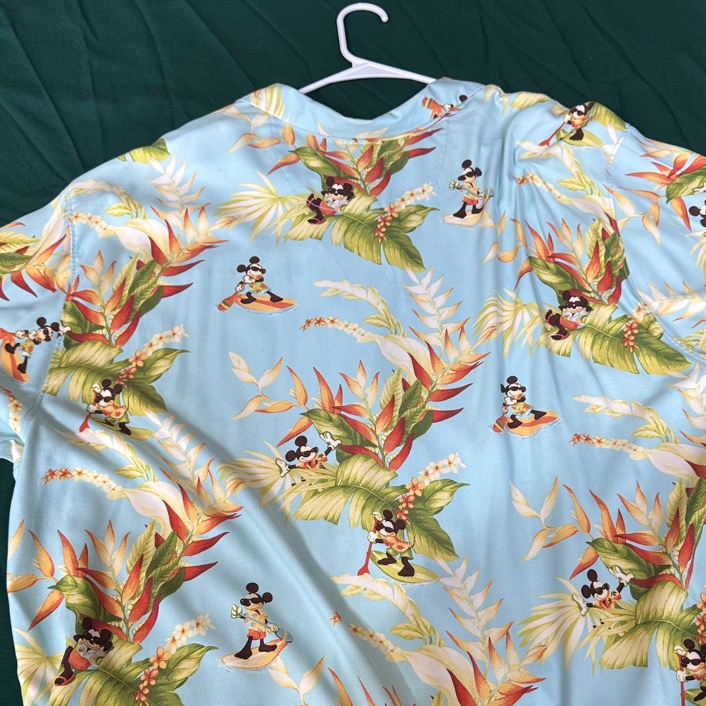 Tommy Bahama Disney Parks Mickey Hawaiian Shirt 3XB Big & Tall Surf Aloha - Picture 4 of 4